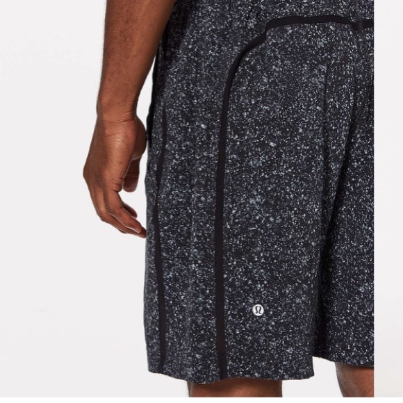 Lululemon Pace Breaker Short 9" *Liner - Picture 3 of 8